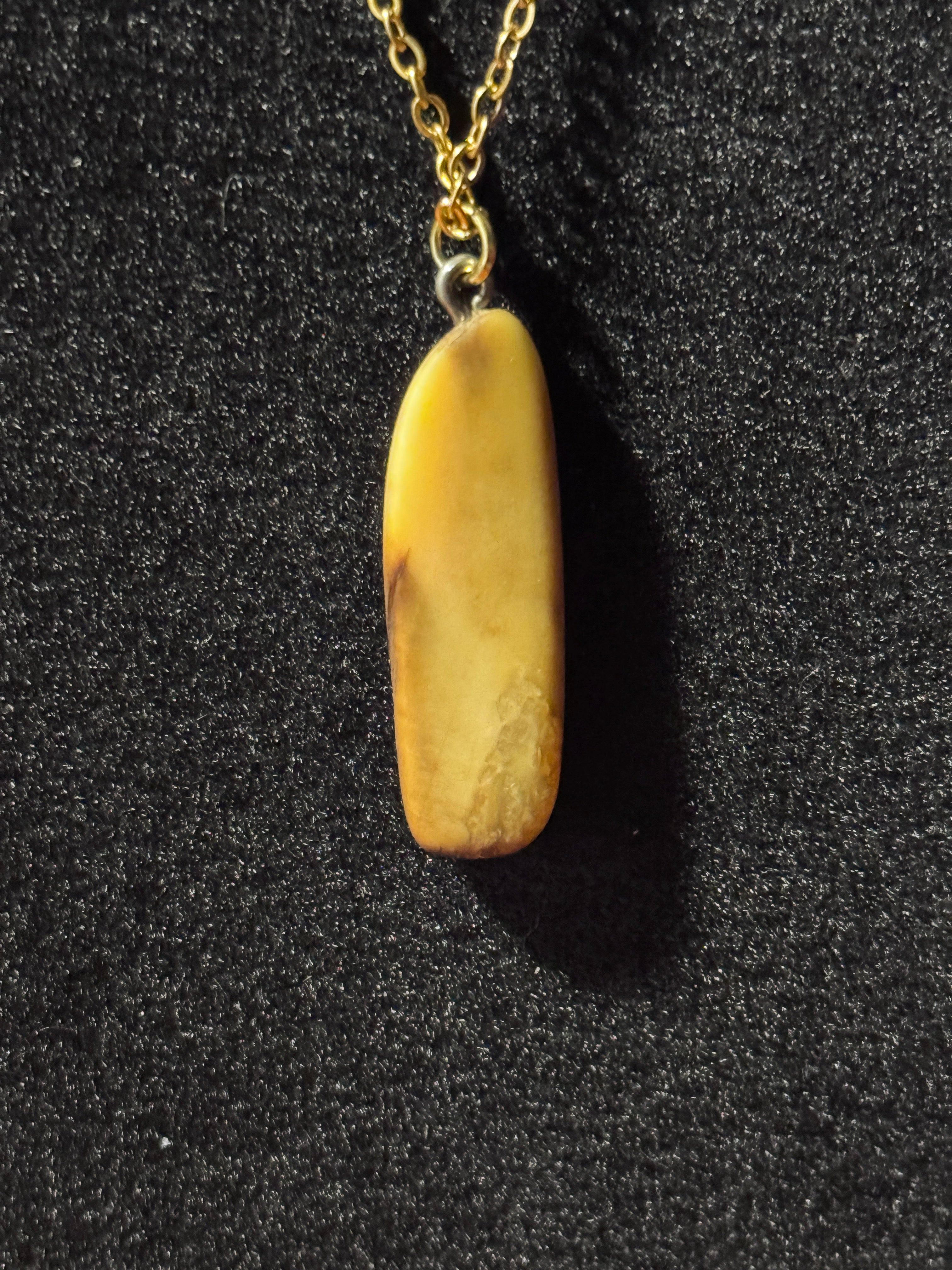 Natural Vintage Sailboat Engraved Pendant Necklace/Gift for her